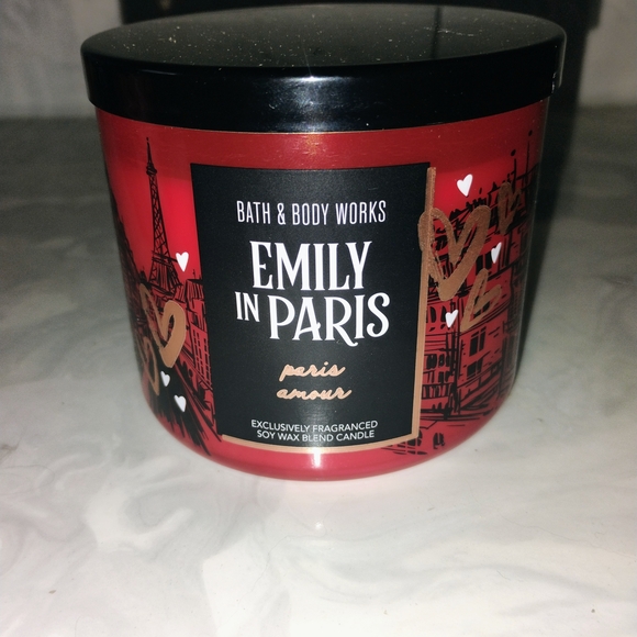 Bath & Body Works Emily in Paris, Paris Amour Scented 3 Wick Candle - Picture 2 of 5